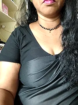 Snapshot of Bangarupapa chatting on May 2026 07:28:01 AM Bangarupapa online show from May 2026 07:28:01 AM