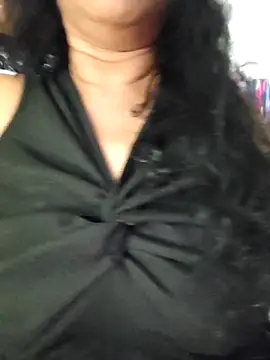 Snapshot of Bangarupapa chatting on June 2026 01:28:02 AM Bangarupapa online show from June 2026 01:28:02 AM
