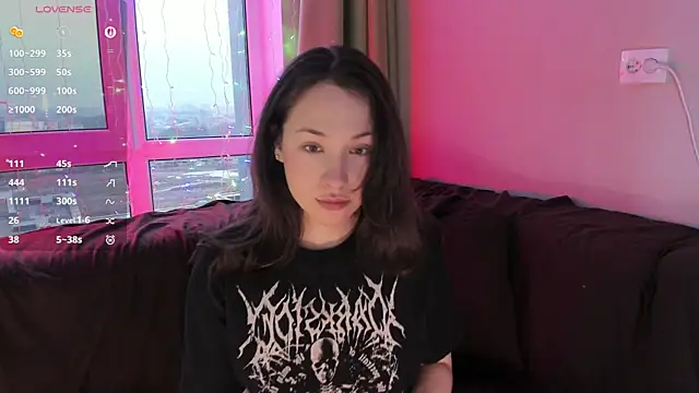 MonicaRocket online show from November 2025 12:28:02 PM