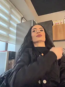 Snapshot of FeetVibe chatting on December 2025 07:35:01 AM FeetVibe online show from December 2025 07:35:01 AM