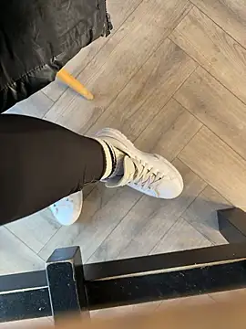 Snapshot of FeetVibe chatting on January 2026 07:34:02 AM FeetVibe online show from January 2026 07:34:02 AM