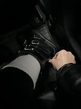 Snapshot of FeetVibe chatting on February 2026 08:24:01 AM FeetVibe online show from February 2026 08:24:01 AM