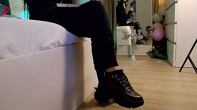 FeetVibe online show from December 2025 08:24:02 AM