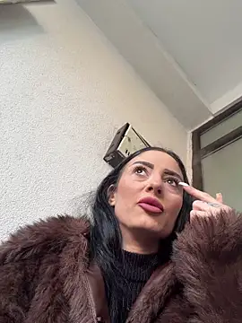 Snapshot of FeetVibe chatting on March 2026 06:32:02 AM FeetVibe online show from March 2026 06:32:02 AM