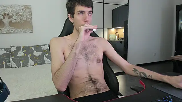 Snapshot of White_Dylan chatting on November 2025 04:52:02 PM White Dylan online show from November 2025 04:52:02 PM