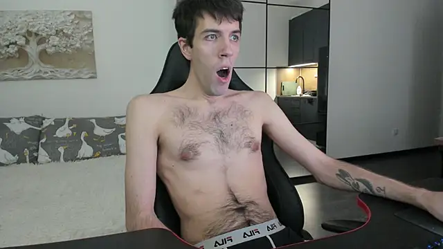 Snapshot of White_Dylan chatting on November 2025 10:10:01 PM White Dylan online show from November 2025 10:10:01 PM