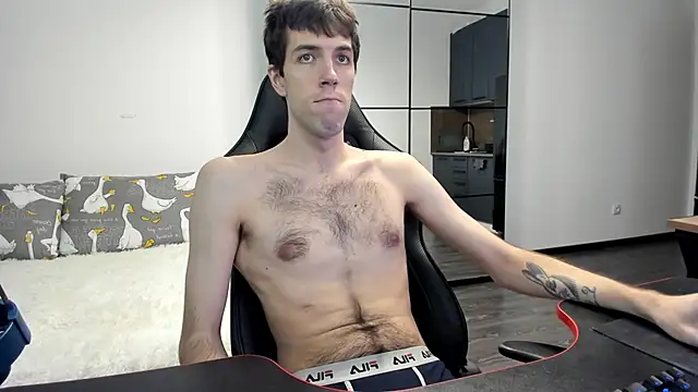 Snapshot of White_Dylan chatting on November 2025 06:24:01 AM White Dylan online show from November 2025 06:24:01 AM