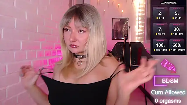 Sandralawrence online show from September 2025 09:43:02 PM