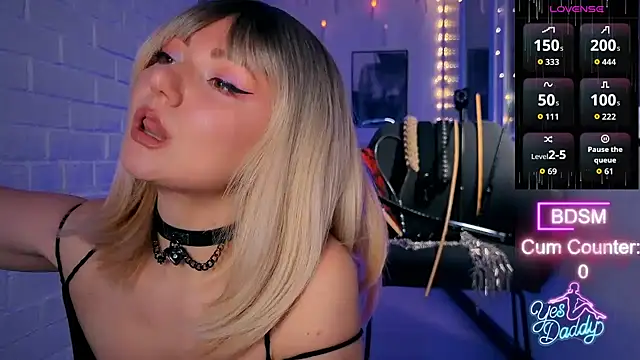 Sandralawrence online show from February 2026 09:50:01 PM