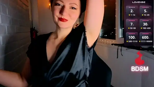 Sandralawrence online show from December 2025 05:17:02 PM