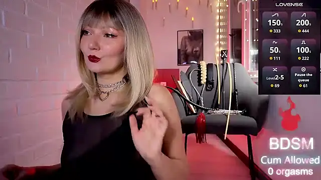 Sandralawrence online show from November 2025 09:18:01 PM