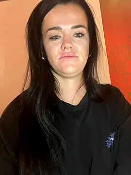 English-Chloe96 online show from October 2025 03:38:02 AM
