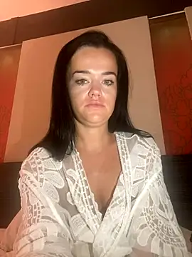 English-Chloe96 online show from October 2025 04:27:02 AM