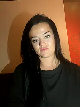 English-Chloe96 online show from October 2025 05:36:02 PM