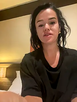 English-Chloe96 online show from November 2025 06:17:01 AM