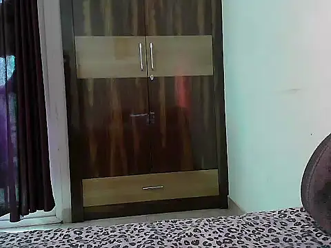 Official queen online show from March 2026 06:20:01 AM