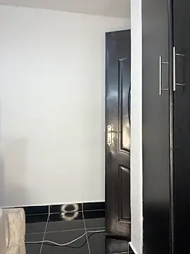 prettiepearl online show from April 2026 01:28:02 PM