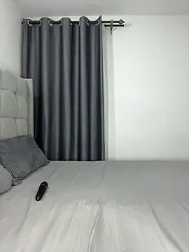 prettiepearl online show from March 2026 08:03:02 PM