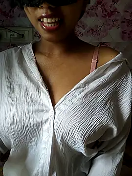 Snapshot of sandy_naughty chatting on June 2026 09:08:01 AM sandy naughty online show from June 2026 09:08:01 AM
