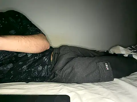 little2026 online show from December 2025 07:57:02 PM