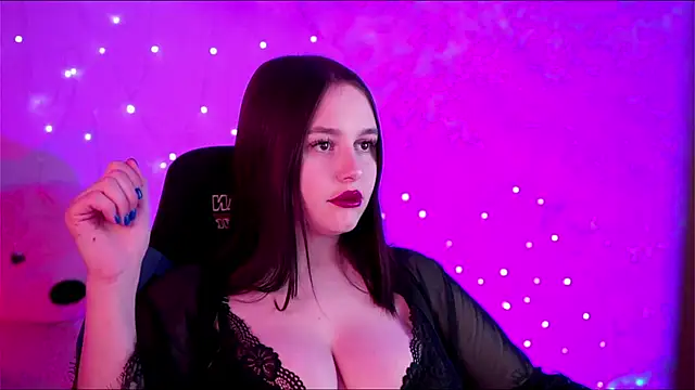 Snapshot of SerenaFerrera chatting on December 2024 10:46:01 PM SerenaFerrera online show from December 2024 10:46:01 PM