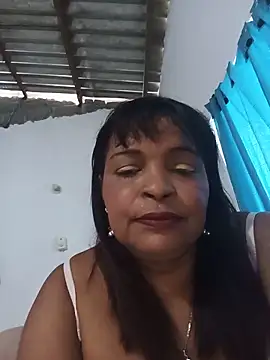 Snapshot of _violetta_- chatting on June 2026 01:08:02 PM violetta - online show from June 2026 01:08:02 PM