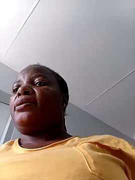 Snapshot of Sexyebonyxxx87 chatting on October 2025 11:42:02 AM Sexyebonyxxx87 online show from October 2025 11:42:02 AM