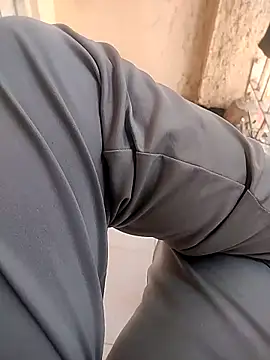 Vinay-kumar89 online show from December 2025 07:11:01 AM