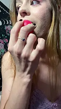 RuivaRaposinha online show from November 2025 09:51:01 PM