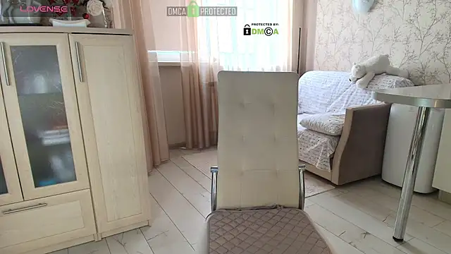 Snapshot of MilfeaN chatting on February 2026 09:39:02 AM MilfeaN online show from February 2026 09:39:02 AM