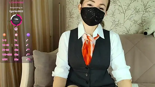 MilfeaN online show from September 2025 07:40:02 PM
