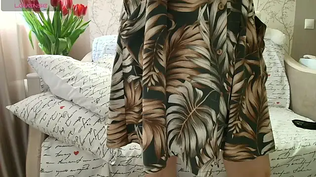 Snapshot of MilfeaN chatting on March 2026 09:37:01 AM MilfeaN online show from March 2026 09:37:01 AM