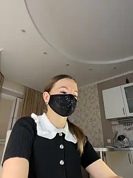 MilfeaN online show from November 2025 05:28:01 PM