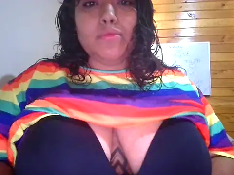Snapshot of missaaprilv chatting on February 2025 06:55:02 PM missaaprilv online show from February 2025 06:55:02 PM