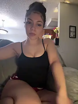 Snapshot of ladylavish chatting on March 2026 05:21:02 AM ladylavish online show from March 2026 05:21:02 AM