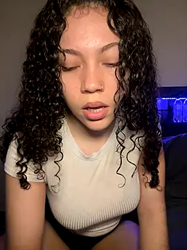 ladylavish online show from December 2025 05:06:01 AM