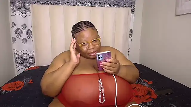 DAIRYBELLELIZxx online show from January 2026 06:37:01 PM