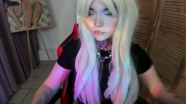 Snapshot of mekurisu chatting on October 2025 01:17:01 AM mekurisu online show from October 2025 01:17:01 AM