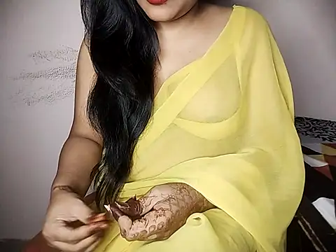 Snapshot of karishma chatting on October 2025 01:34:01 PM karishma online show from October 2025 01:34:01 PM