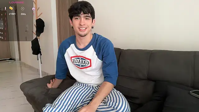 Snapshot of zenn_rush1 chatting on September 2025 12:55:01 PM zenn rush1 online show from September 2025 12:55:01 PM