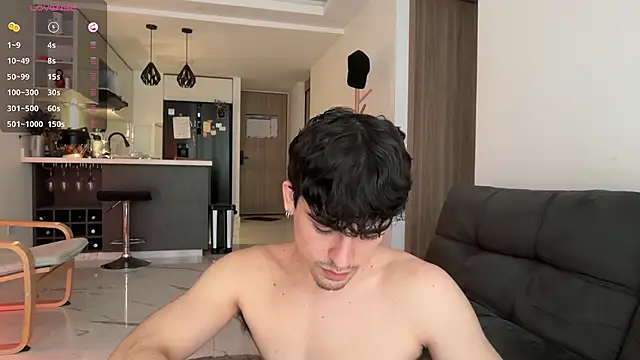 Snapshot of zenn_rush1 chatting on October 2025 01:56:01 PM zenn rush1 online show from October 2025 01:56:01 PM