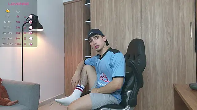 Snapshot of zenn_rush1 chatting on February 2025 01:27:01 PM zenn rush1 online show from February 2025 01:27:01 PM