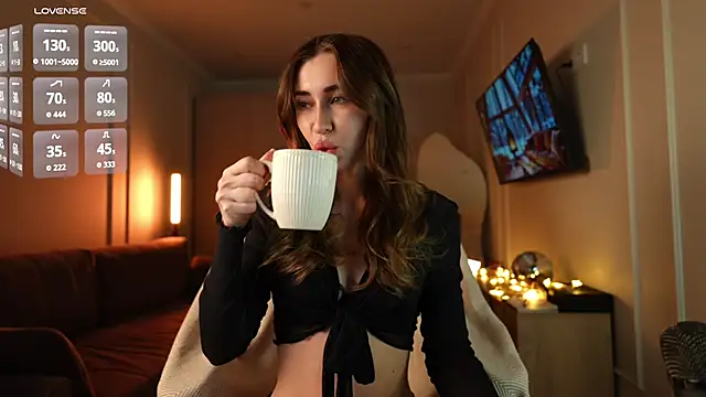 Coconutkittyy online show from February 2026 05:46:01 PM