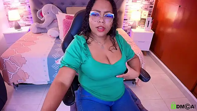 Snapshot of italy___boobs chatting on February 2026 01:16:02 PM italy boobs online show from February 2026 01:16:02 PM