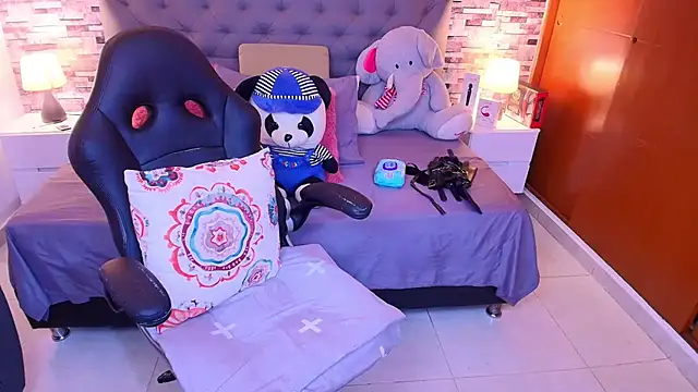 italy   boobs online show from November 2025 08:14:01 AM