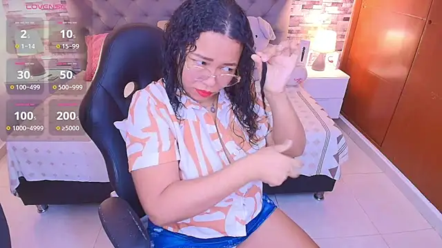 italy   boobs online show from November 2025 12:06:01 PM