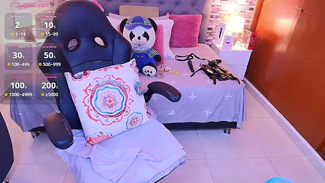 italy   boobs online show from November 2025 12:37:01 PM