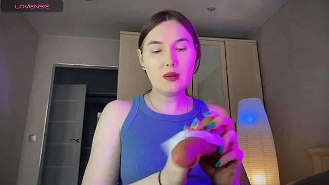 Snapshot of Maria_Bowie chatting on May 2026 05:37:02 AM Maria Bowie online show from May 2026 05:37:02 AM
