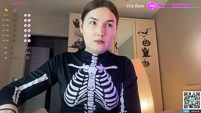 Maria Bowie online show from October 2025 06:44:02 AM