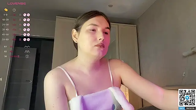 Maria Bowie online show from December 2025 08:53:01 AM